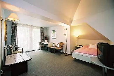 Trip Messe Westend 4* فرانكفورت