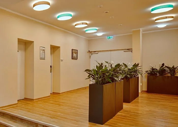 Otel Trip Messe Westend 4*