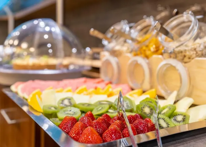 Otel Trip Messe Westend 4*