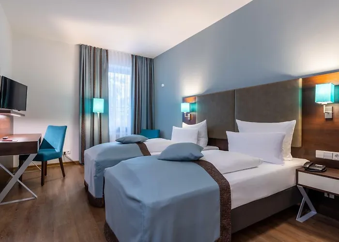Otel Trip Messe Westend 4*